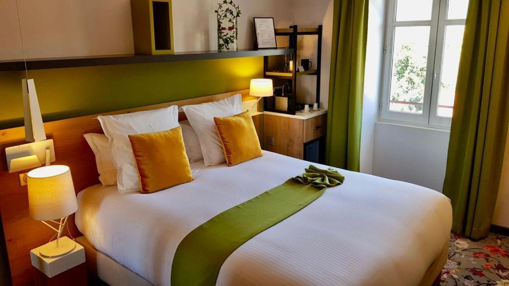 Hotel Berria Hasparren Ngoại thất bức ảnh